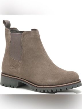 Chaco Fields Chelsea waterproof boots in a  MOREL BROWN SUEDE suede/ size 8